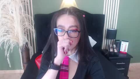 Snapshot of desiring__angel chatting on 1, 2, 2025 Desiring Angel online show from 1, 2, 2025