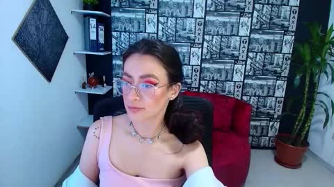Snapshot of desiring__angel chatting on 11, 2, 2026 Desiring Angel online show from 11, 2, 2026