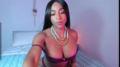 Destinne Mill online show from 10, 2, 2025