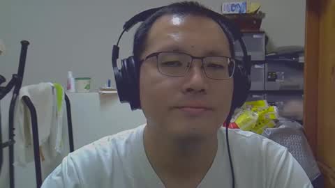 Snapshot of destroy1984 chatting on 7, 12, 2024 Destroy November 1984 online show from 7, 12, 2024