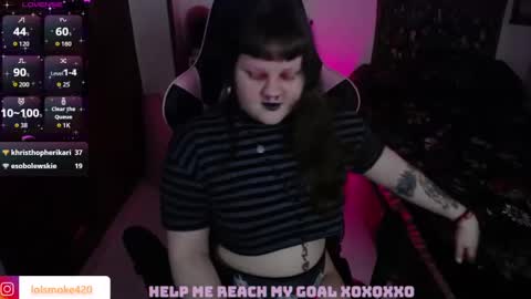 Snapshot of destroyall420 chatting on 10, 10, 2025 Lola Bdsm and fries online show from 10, 10, 2025