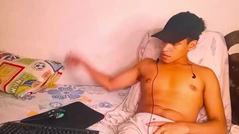 Snapshot of deus_steim chatting on 11, 11, 2025 deus_steim online show from 11, 11, 2025