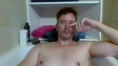 Snapshot of deutero1986 chatting on 11, 7, 2026 deutero1986 online show from 11, 7, 2026