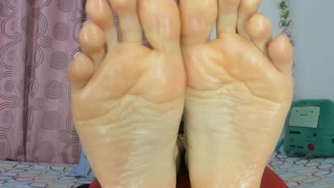 Johana online show from 12, 12, 2024