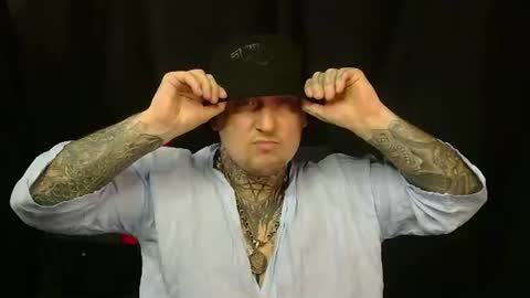 Snapshot of devilwithtats chatting on 13, 7, 2026 Lucian online show from 13, 7, 2026