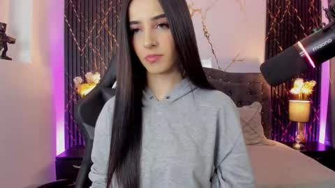 PaulaInsta  paulacastellanos 1Pvt open online show from 9, 11, 2025