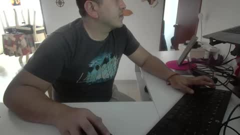 Snapshot of dex014 chatting on 9, 12, 2024 dex014 online show from 9, 12, 2024