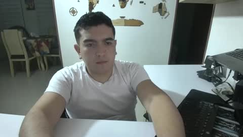 Snapshot of dex014 chatting on 19, 9, 2025 dex014 online show from 19, 9, 2025