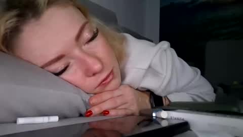 Snapshot of dgesika254182 chatting on 20, 1, 2025 dgesika254182 online show from 20, 1, 2025