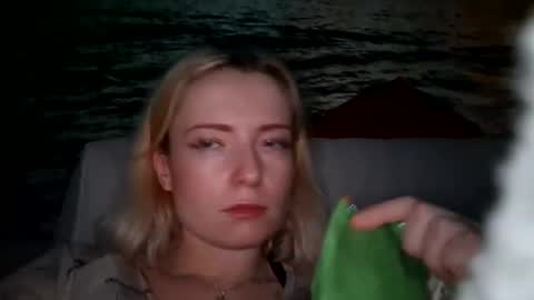 Snapshot of dgesika254182 chatting on 27, 1, 2025 dgesika254182 online show from 27, 1, 2025