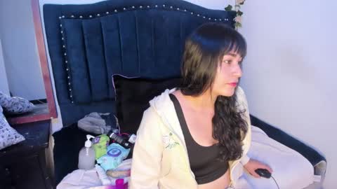 Snapshot of dhaniela_naugthy chatting on 14, 3, 2026 dhaniela naugthy online show from 14, 3, 2026