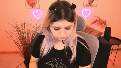 Snapshot of diaangell chatting on 3, 3, 2025 Dia online show from 3, 3, 2025