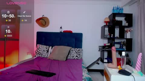 Snapshot of diabla_sexyboobs chatting on 26, 2, 2025 D I A B L A online show from 26, 2, 2025