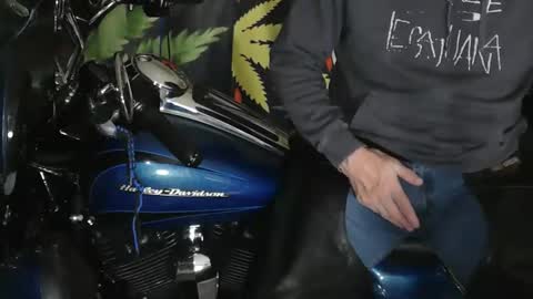 Snapshot of diabolic_yeti76 chatting on 12, 1, 2026 Yeti online show from 12, 1, 2026