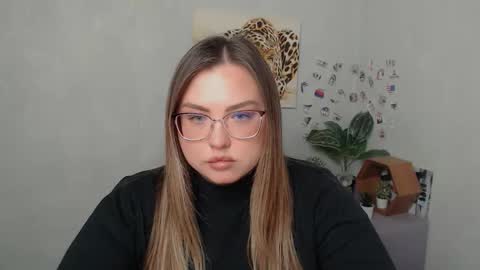 Snapshot of diamantkriss_ chatting on 9, 3, 2026 Kriss online show from 9, 3, 2026