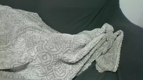 Snapshot of diamond_couple_82 chatting on 1, 2, 2025 diamond_couple_82 online show from 1, 2, 2025