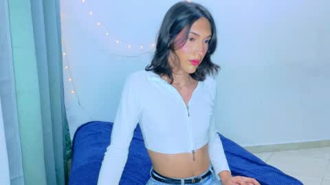 Daphne Sophia Vega online show from 30, 3, 2026