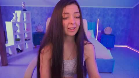 Snapshot of diamondeyeess chatting on 20, 6, 2026 Sasha online show from 20, 6, 2026