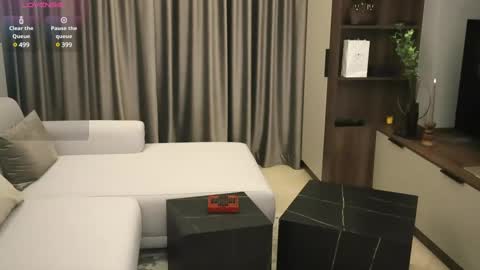 Iris online show from 16, 2, 2025