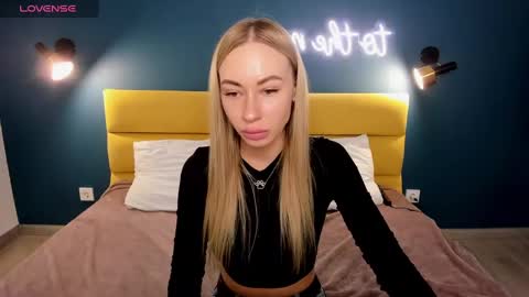 Snapshot of diana_garrett chatting on 18, 1, 2025 Diana  online show from 18, 1, 2025