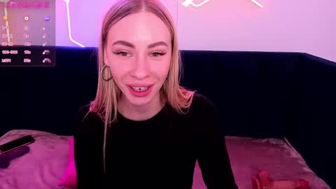 Snapshot of diana_garrett chatting on 8, 2, 2025 Diana  online show from 8, 2, 2025