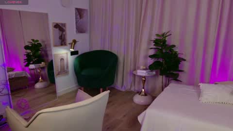 Diana online show from 9, 7, 2026