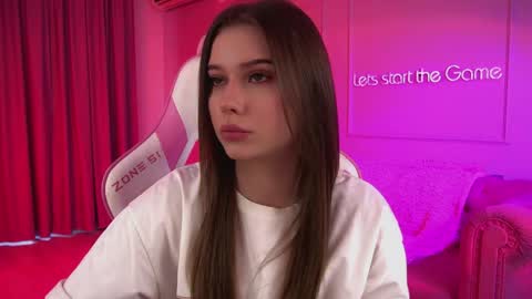 Snapshot of dianabecker chatting on 25, 4, 2026 Diana online show from 25, 4, 2026