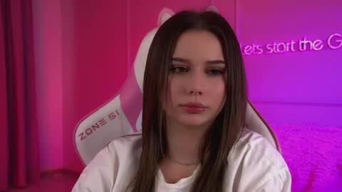 Snapshot of dianabecker chatting on 25, 4, 2026 Diana online show from 25, 4, 2026