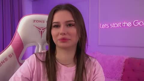 Snapshot of dianabecker chatting on 13, 7, 2026 Diana online show from 13, 7, 2026