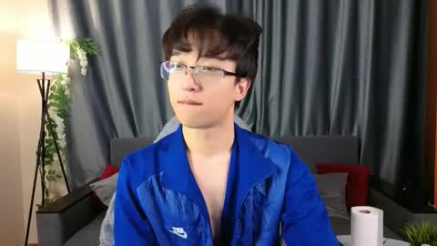 Adam online show from 22, 2, 2026