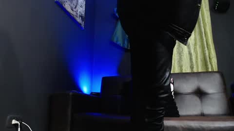 DICAPRIO online show from 2, 6, 2026