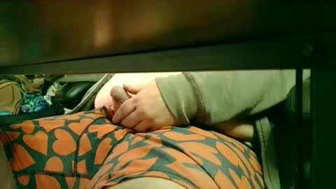 Snapshot of dicksmith99 chatting on 28, 10, 2025 Steve online show from 28, 10, 2025