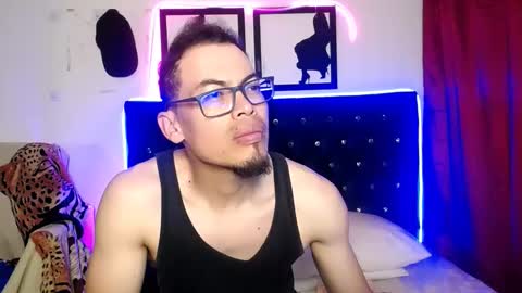 Snapshot of diego_sw09 chatting on 18, 12, 2025 DIEGO online show from 18, 12, 2025