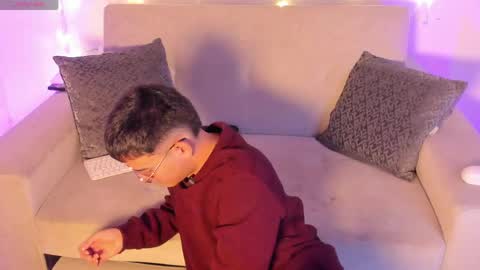 Diego Robles online show from 25, 5, 2026