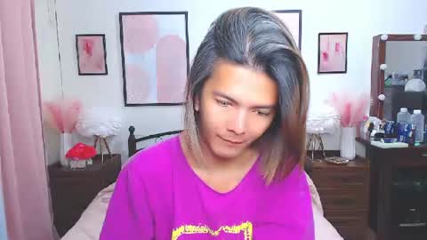 Snapshot of diense17 chatting on 2, 2, 2026 Dennesse online show from 2, 2, 2026