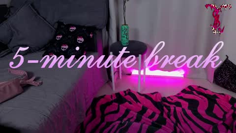 digitalhoe online show from 1, 6, 2026