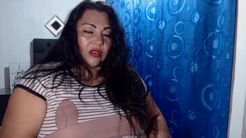 Snapshot of dihayara chatting on 8, 2, 2025 Mariana online show from 8, 2, 2025