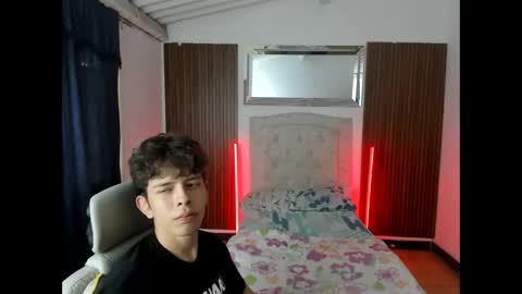 Dilan Orduz online show from 19, 10, 2025