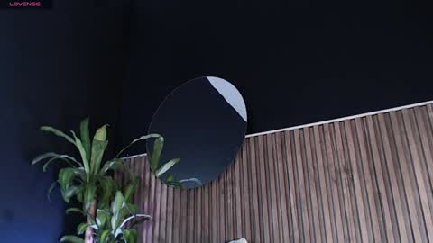 Snapshot of dilanjonnes chatting on 30, 12, 2024 DilanJonnes online show from 30, 12, 2024