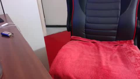 Snapshot of dimax75000 chatting on 14, 2, 2025 dimax75000 online show from 14, 2, 2025