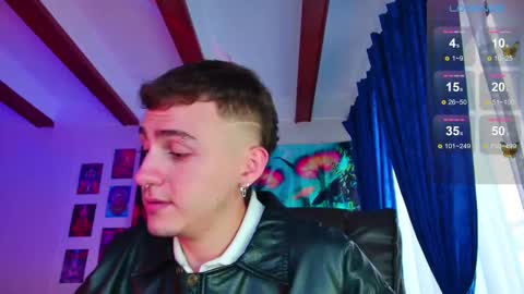 Julian Independent Model online show from 25, 2, 2025