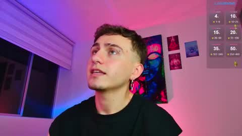 Julian Independent Model online show from 12, 11, 2025