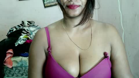 dimple_love online show from 28, 7, 2026
