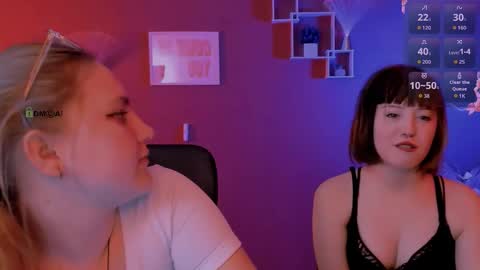 dina_bloom online show from 8, 3, 2026