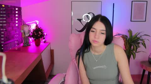 Dina Foxxx online show from 5, 12, 2024