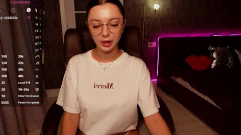 dinacandy online show from 11, 9, 2025