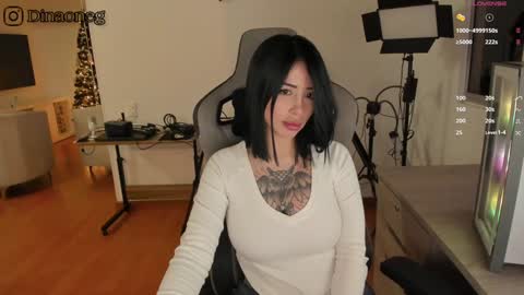 Snapshot of dinaoneg chatting on 4, 12, 2024 Diana Gomez online show from 4, 12, 2024