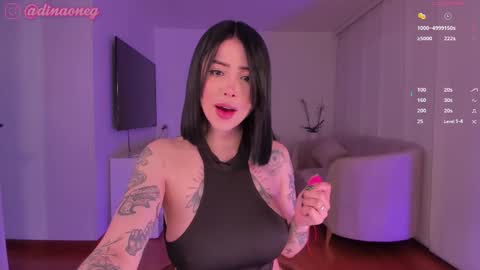 Snapshot of dinaoneg chatting on 24, 2, 2025 Diana Gomez online show from 24, 2, 2025