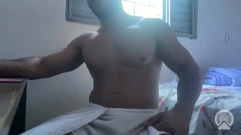 Snapshot of dinhoo14 chatting on 12, 9, 2025 dinhoo14 online show from 12, 9, 2025