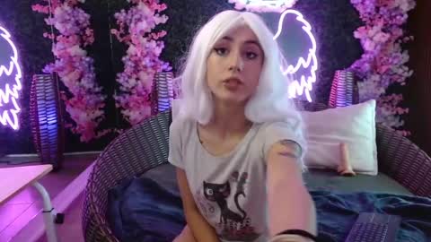 Snapshot of dione_lake chatting on 23, 5, 2026 Dion online show from 23, 5, 2026